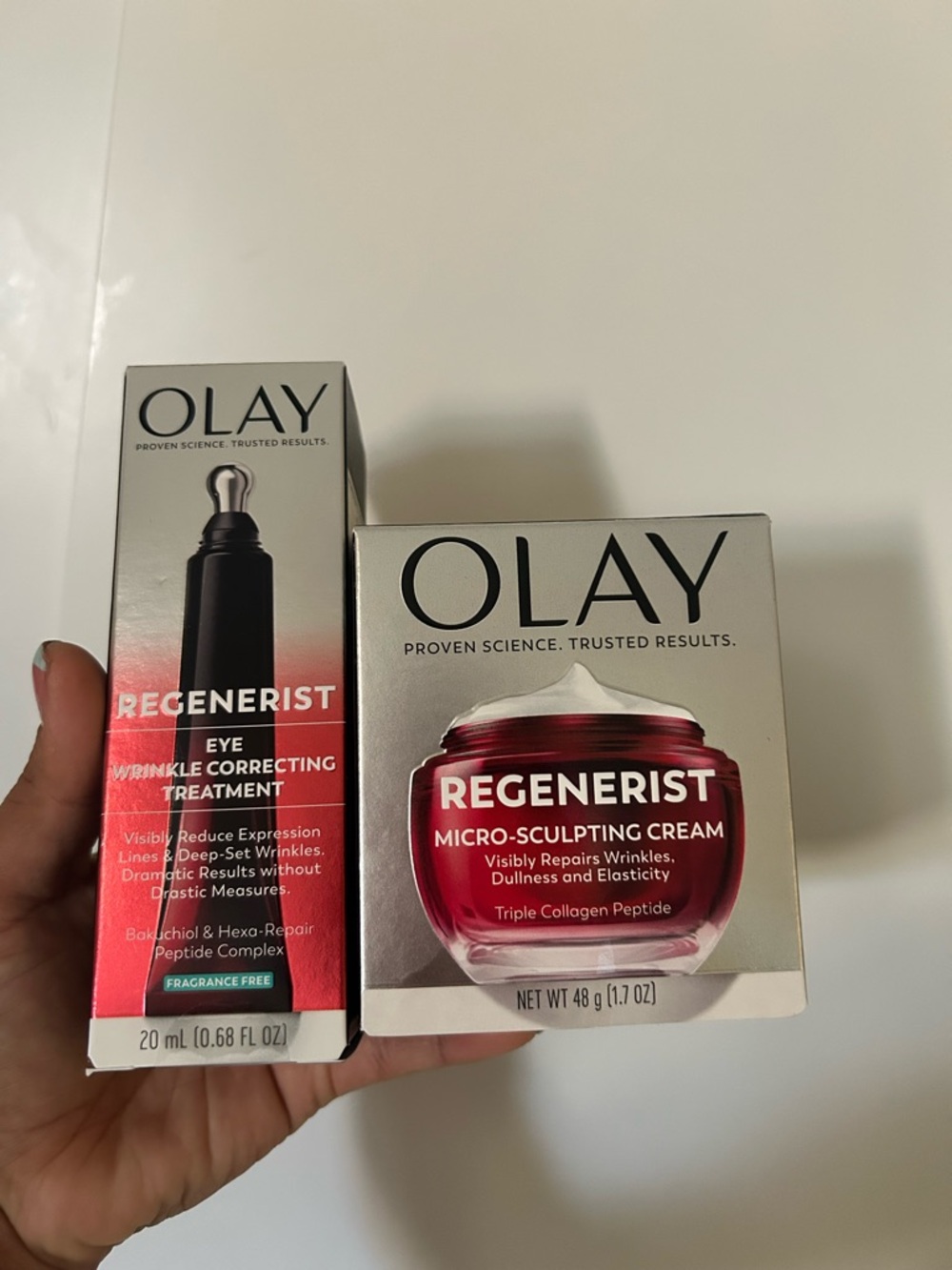 OLAY Regenerist Micro-Sculpting Cream & Eye Treatment - Red and Silver Packaging
